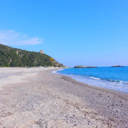 In - Cilento 38222 *